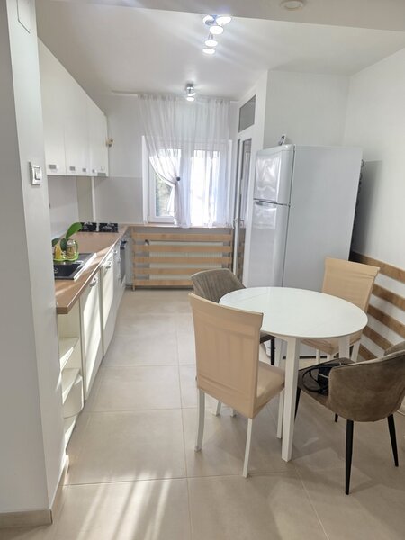 Dorobanti Beller, C-tin Aricescu, Floreasca